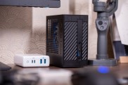 华擎A300 APU准系统评测：性价比与便携性兼备的迷你主机选择