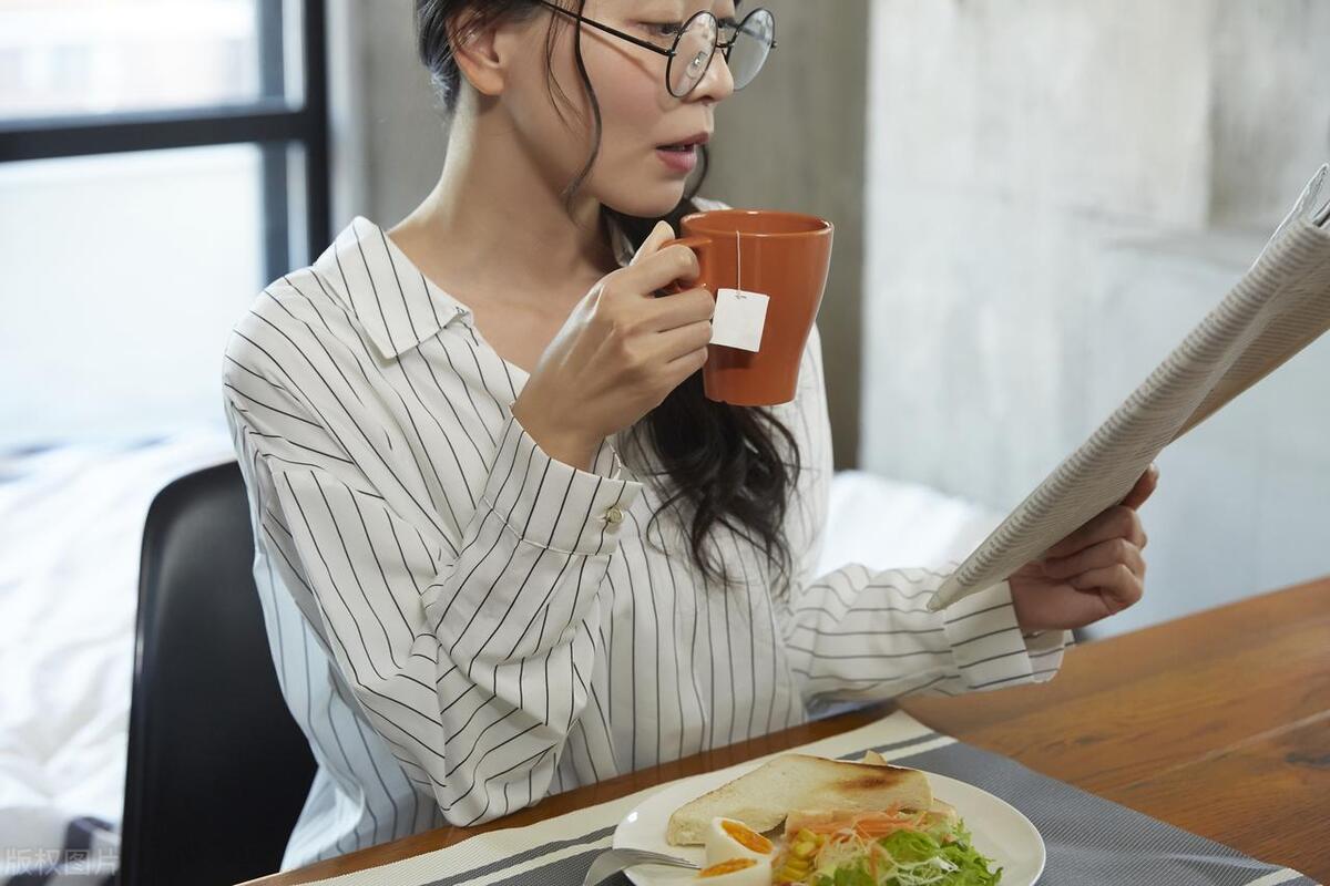 电视剧大时代丁蟹炒股_大学生炒股赚钱的多吗_通过财务知识股票投资