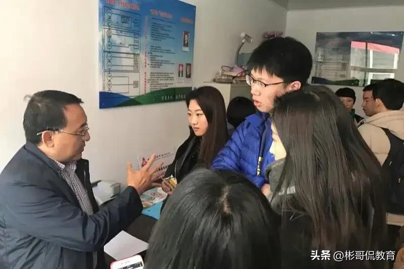 北大光华金融硕士年薪_清华大学五道口金融学院研究生项目_五道口金融学院金融专硕就业情况
