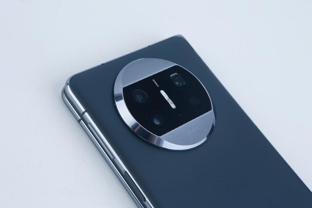 华为哪款手机适合炒股_华为Mate X3 折叠屏手机 轻薄设计