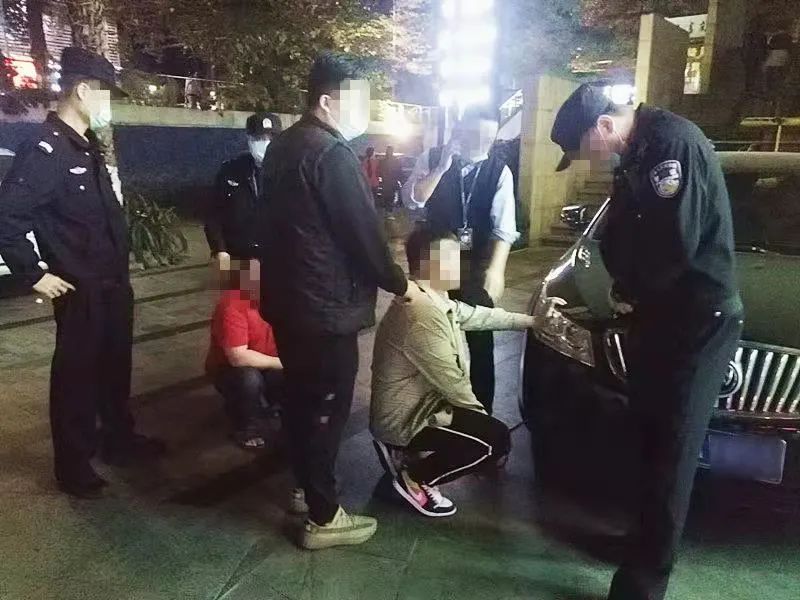 虚假平台诈骗_荐股老师骗局_炒股惨痛经历