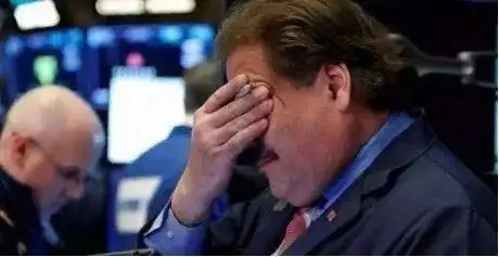 美国股市散户消亡史_美国散户如何炒股_美股散户比例下降原因